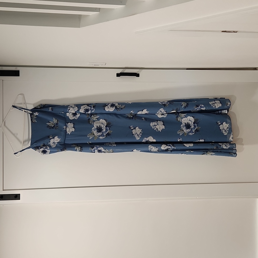 Medium Lulus Feeling Elegant Slate Blue Floral Print Lace-Up Slit Maxi Dress